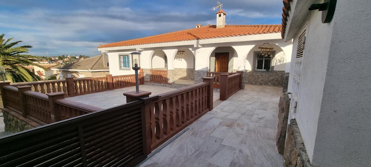 Villa Los Cantos Toledo Buitenkant foto