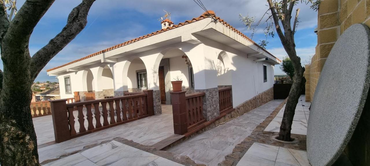 Villa Los Cantos Toledo Buitenkant foto